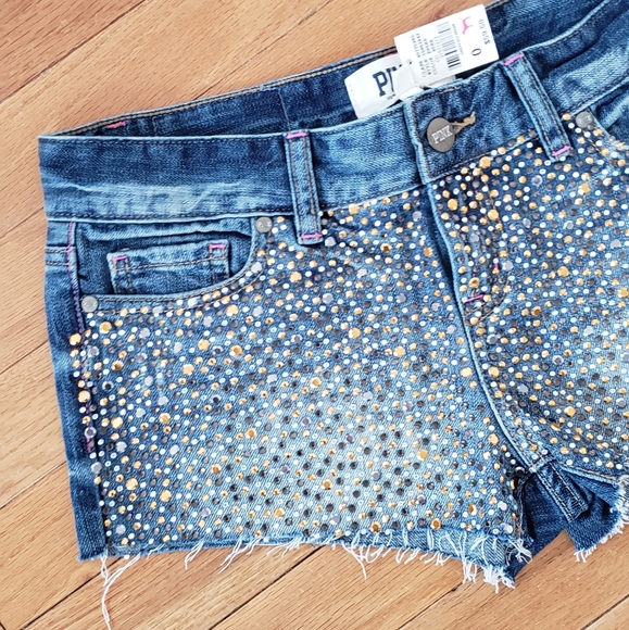 VS PINK • Embellished Shortie Shorts - Picture 2 of 6